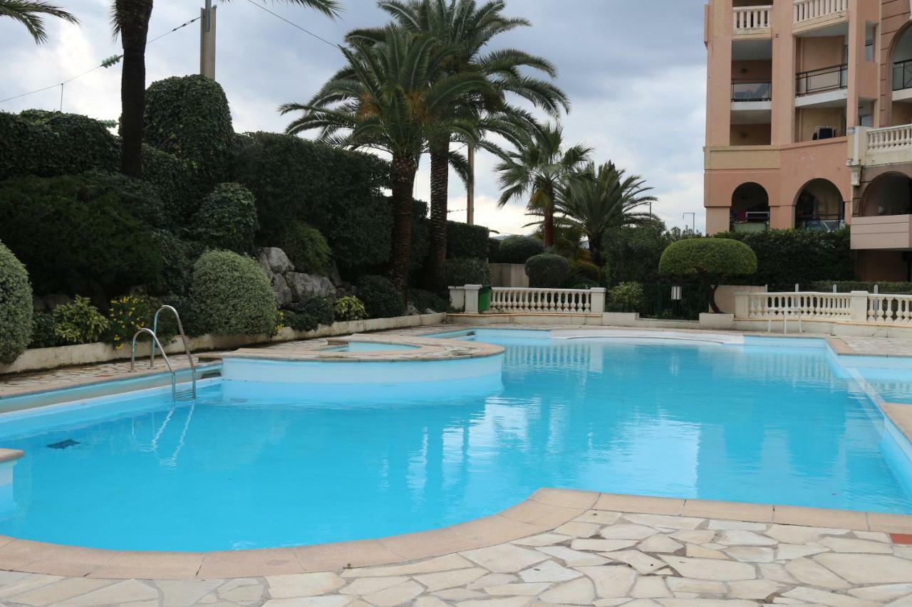 Appartement Palm D'Azur Cannes Luaran gambar